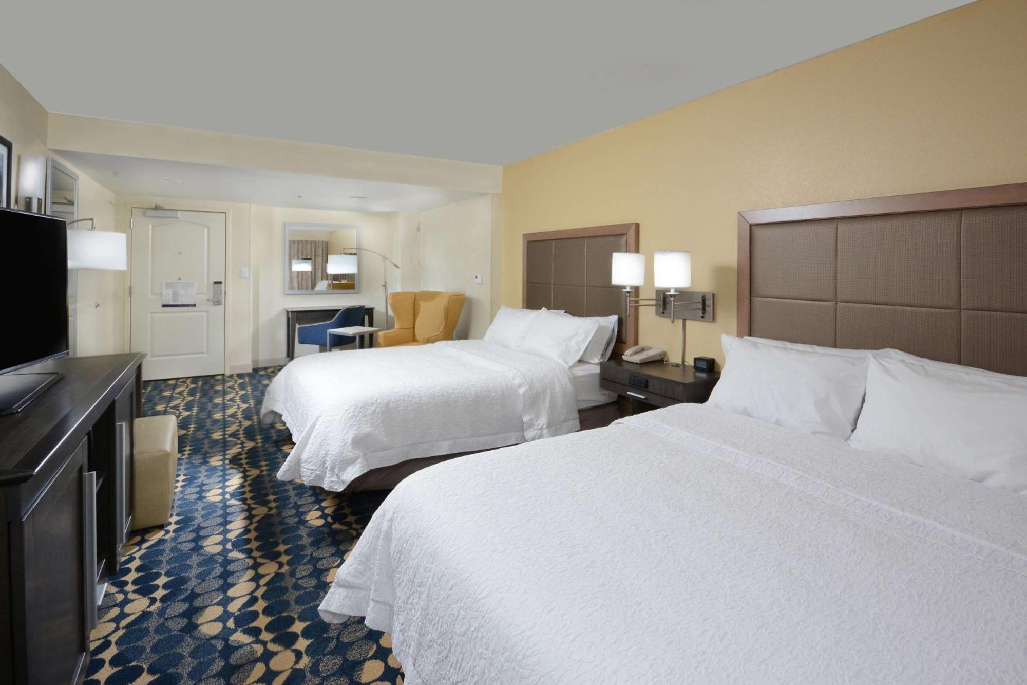 Hampton Inn Roxboro Exteriör bild