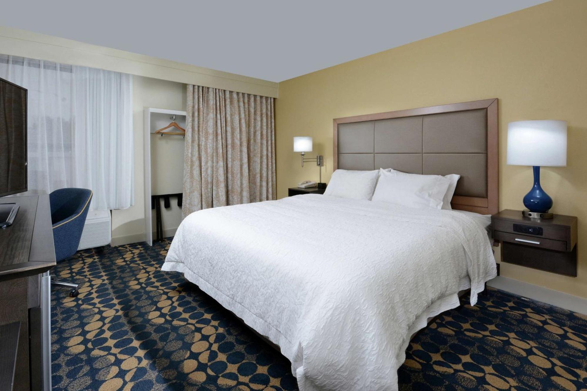 Hampton Inn Roxboro Exteriör bild